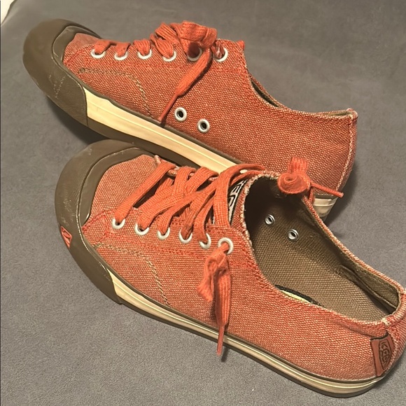 Keen Red Orange Canvas Women's Shoes Sz 6 36 - Picture 6 of 9